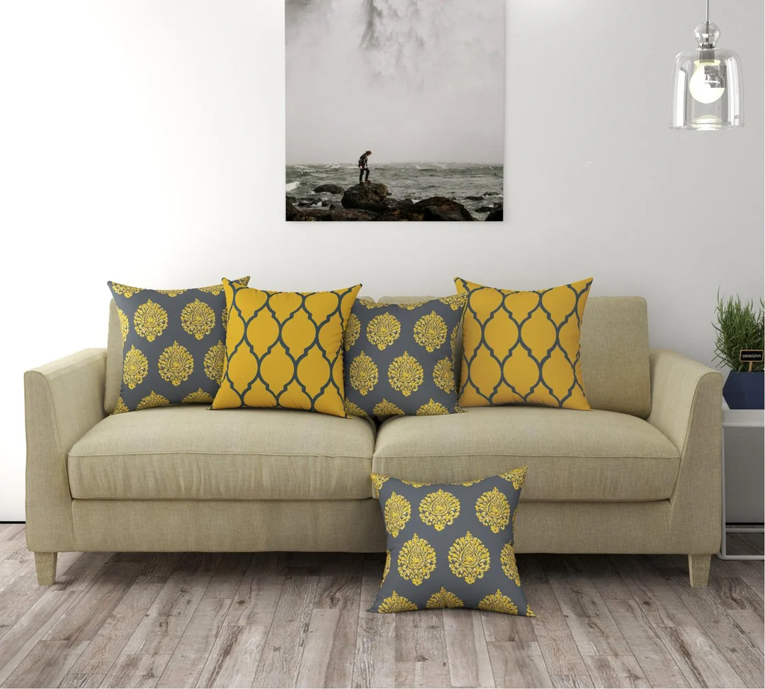 Sofa & Cushions